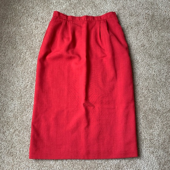 Vintage Retro Red Pencil Skirt - Picture 3 of 6